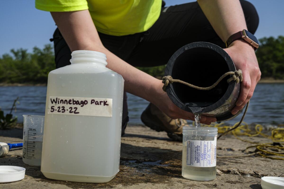 Citizen scientists take a "snapshot" of nitrate levels in the Cedar River